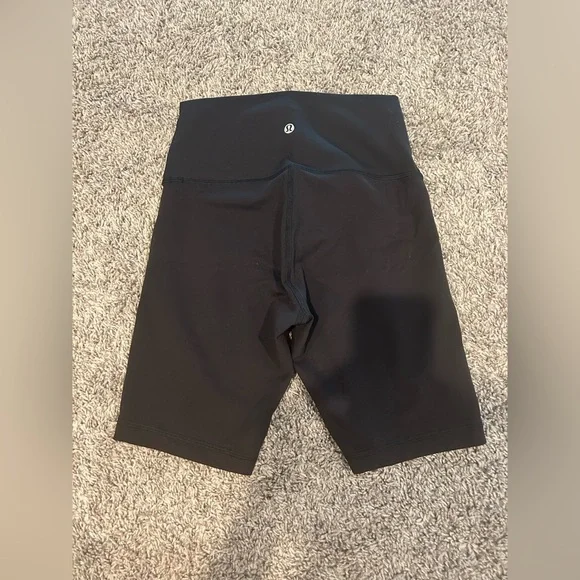 Lululemon Wunder Train High-Rise Short 8” Size 6 - Picture 2 of 12